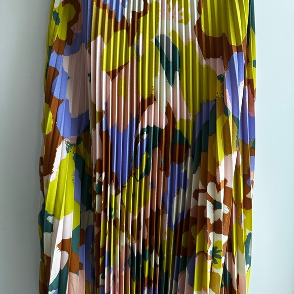 ASTR Blythe Dress Lime Rust Foral - Picture 5 of 7